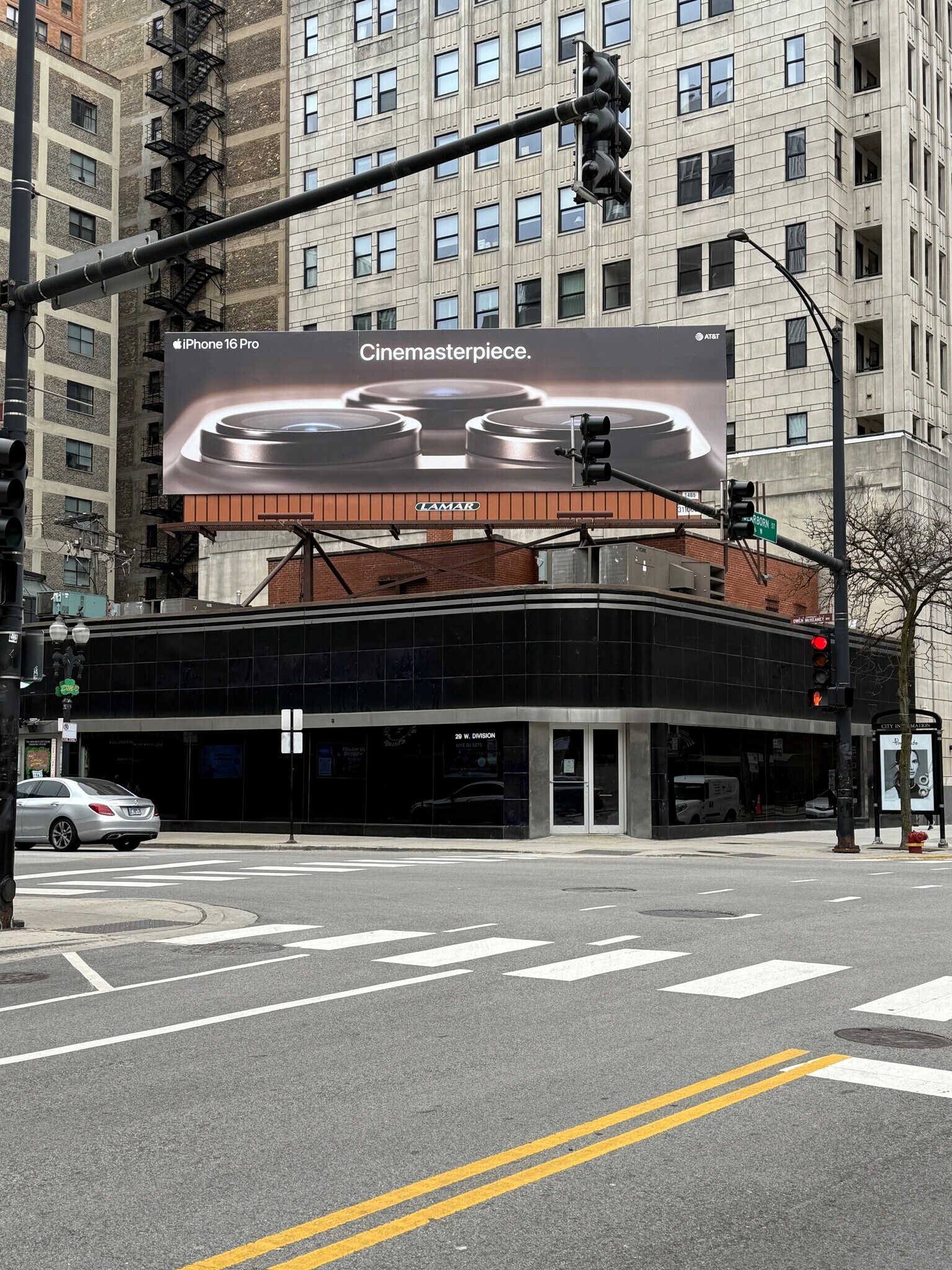 21-29 W Division St, Chicago, IL for lease Building Photo- Image 1 of 3