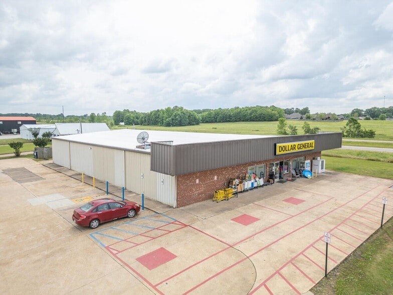 107 N Lee Dr, Guntown, MS à vendre - Photo du bâtiment - Image 2 de 15