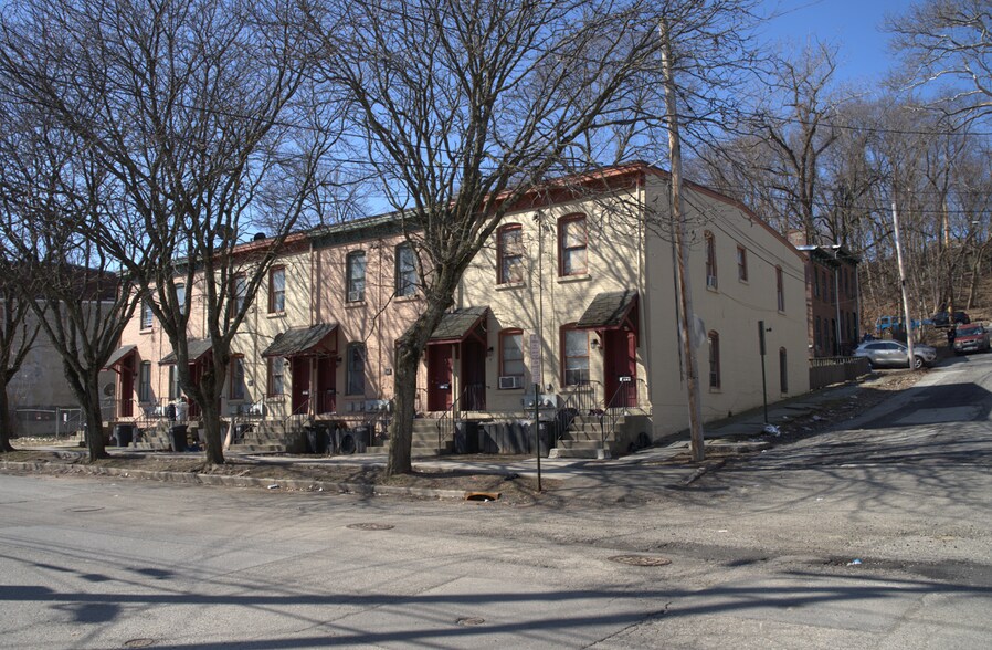 363-369 Liberty st, Newburgh, NY à vendre - Photo du bâtiment - Image 3 de 10