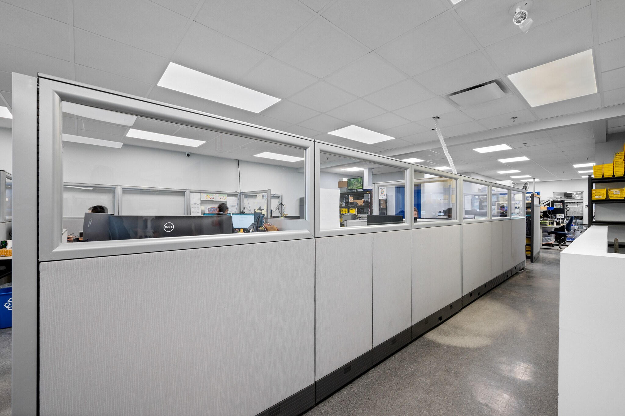 1415 St Frank-Carrel, Québec, QC for lease Interior Photo- Image 1 of 7