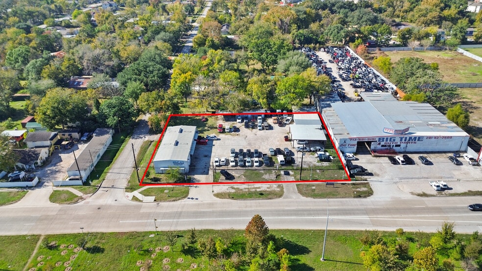 7215 N Shepherd Dr, Houston, TX for sale - Building Photo - Image 3 of 11