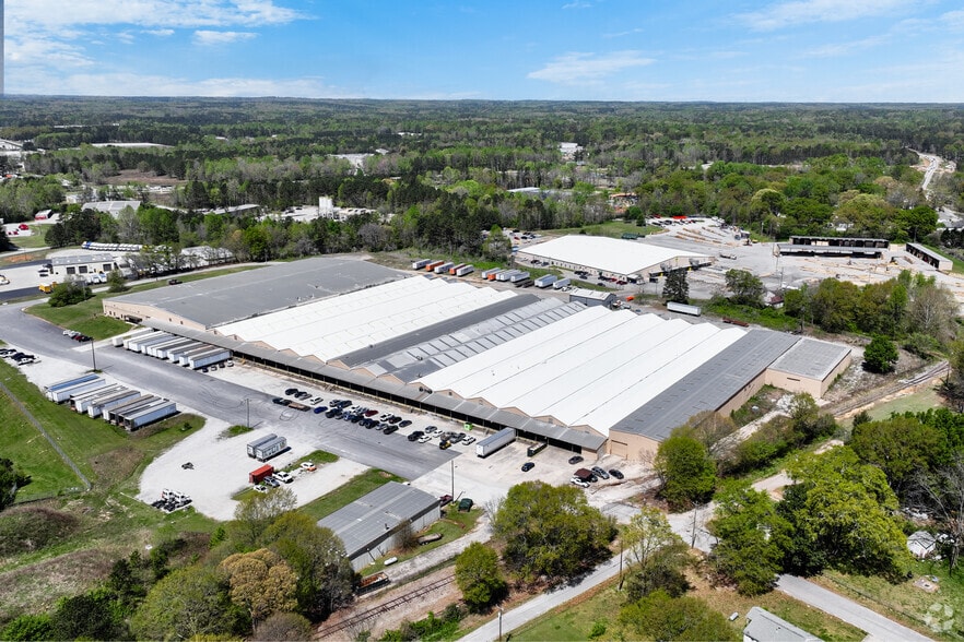 34 E Industrial Ct, Villa Rica, GA for lease - Building Photo - Image 1 of 1