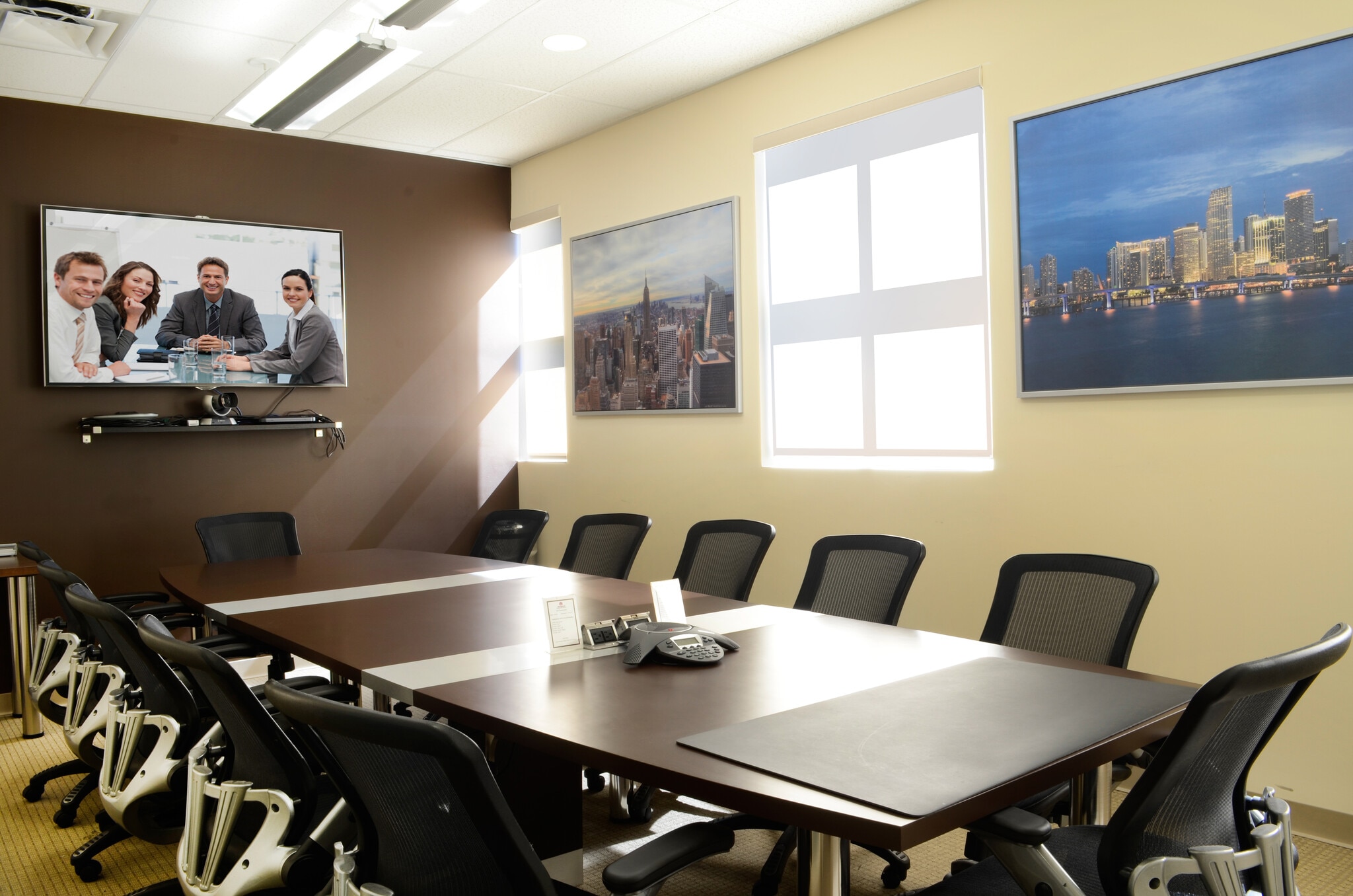 15800-15880 Pines Blvd, Pembroke Pines, FL à louer Photo intérieure- Image 1 de 6