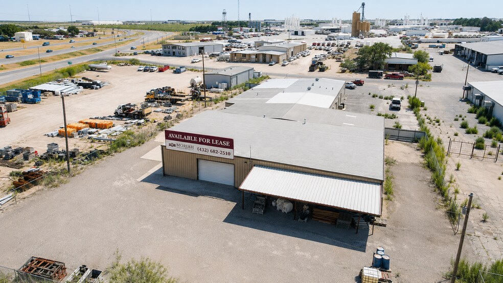 2031 Trade Dr, Midland, TX à vendre - Photo du bâtiment - Image 3 de 29