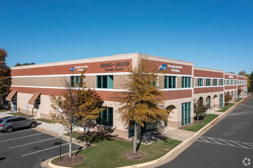 14049-14089 Crown Ct, Woodbridge, VA à louer - Photo du bâtiment - Image 2 de 7