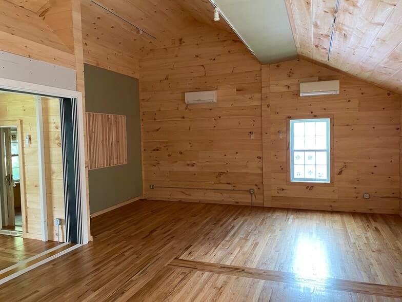 1440 Woodmont Ln, Atlanta, GA for sale - Building Photo - Image 3 of 25