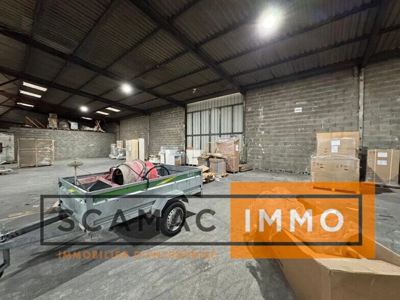 Industrial in Vitrolles for lease - Interior Photo - Image 3 of 4