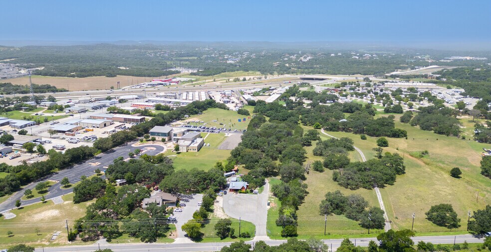 118 Old San Antonio Rd, Boerne, TX à vendre - Photo du bâtiment - Image 3 de 5