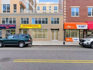Plus de détails pour 93-05 37th Ave, Jackson Heights, NY - Commerce de détail à louer