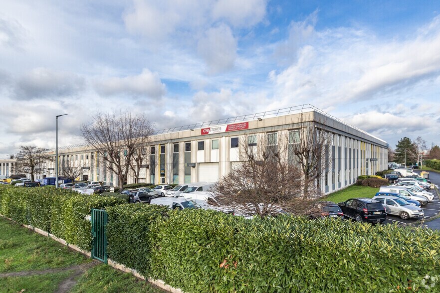 86 Avenue Louis Roche, Gennevilliers à louer - Photo du bâtiment - Image 3 de 3