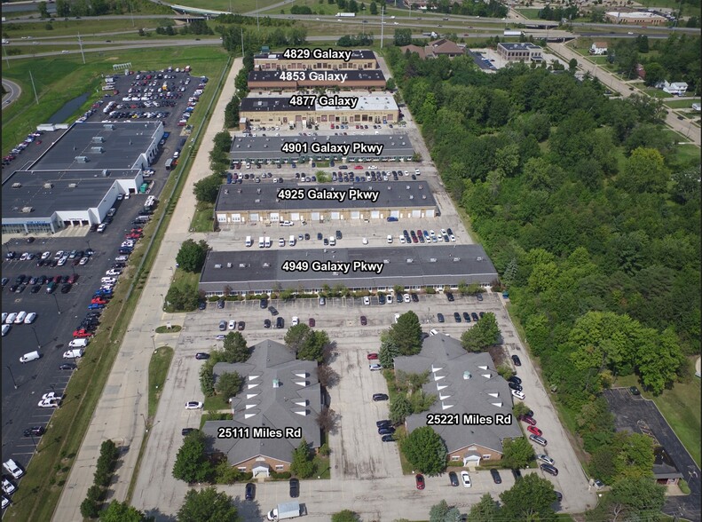 4925 Galaxy Pky, Warrensville Heights, OH for lease - Building Photo - Image 1 of 2