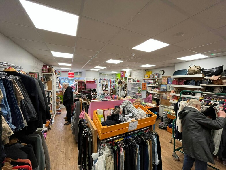 93 Spring Gdns, Buxton à vendre - Photo du bâtiment - Image 3 de 3