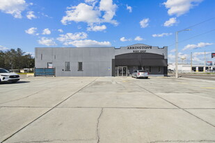 ARRINGTON BUILDING - Propriété automobile