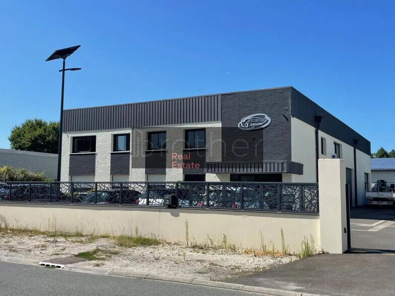 Bureau dans Cestas à louer - Photo du bâtiment - Image 2 de 8