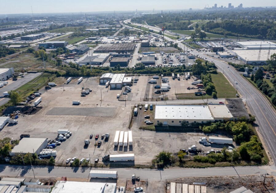 6400-6500 N Broadway, Saint Louis, MO for lease Primary Photo- Image 1 of 2