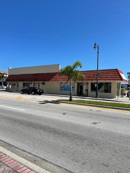 110-116 S US Highway 1, Fort Pierce, FL for sale - Building Photo - Image 2 of 6