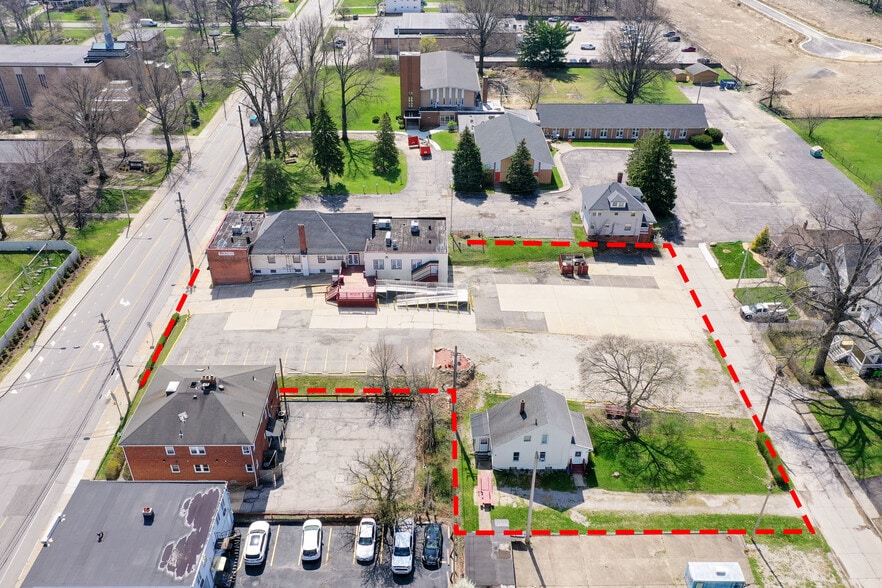 1512 S Green Rd, South Euclid, OH à vendre - Photo du bâtiment - Image 3 de 61
