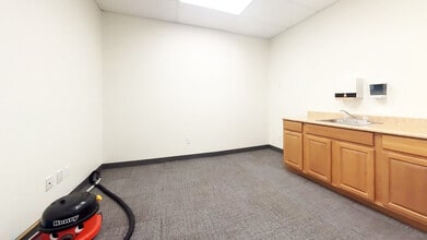 1080 Champlain St, Dieppe, NB for lease Interior Photo- Image 2 of 5