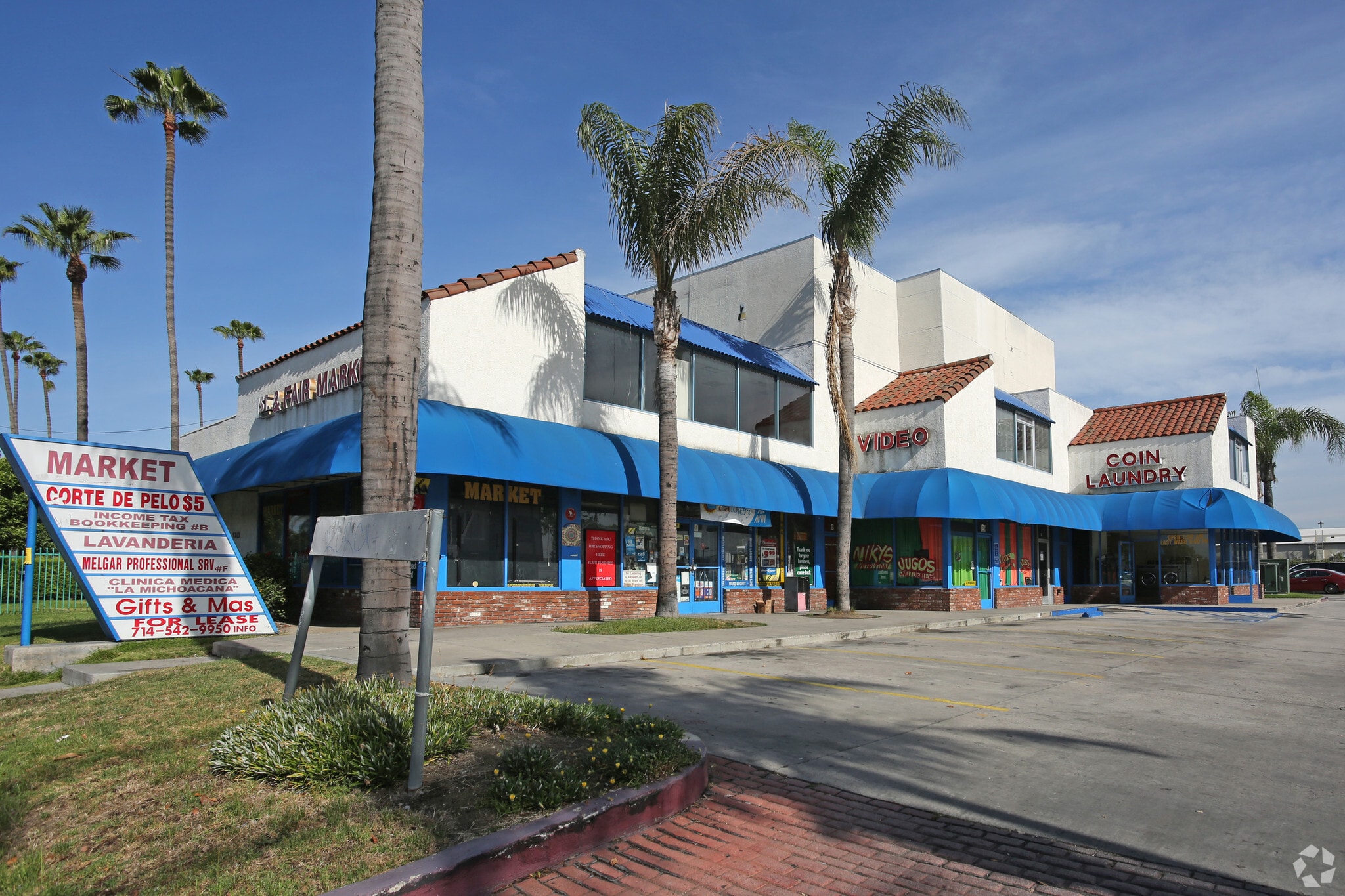 2715 W 1st St, Santa Ana, CA for sale Primary Photo- Image 1 of 4