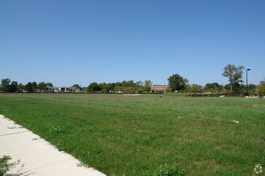 6831 S State Rd, Saline, MI à louer - Photo du bâtiment - Image 2 de 4