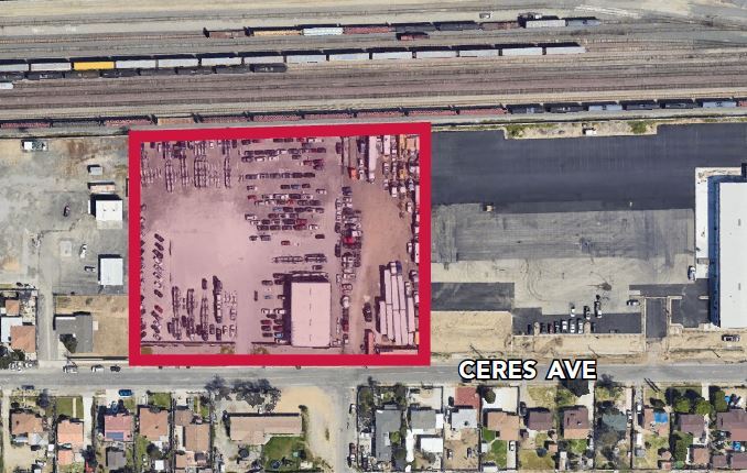 15060-15102 Ceres Ave, Fontana, CA à louer - Photo du bâtiment - Image 2 de 4