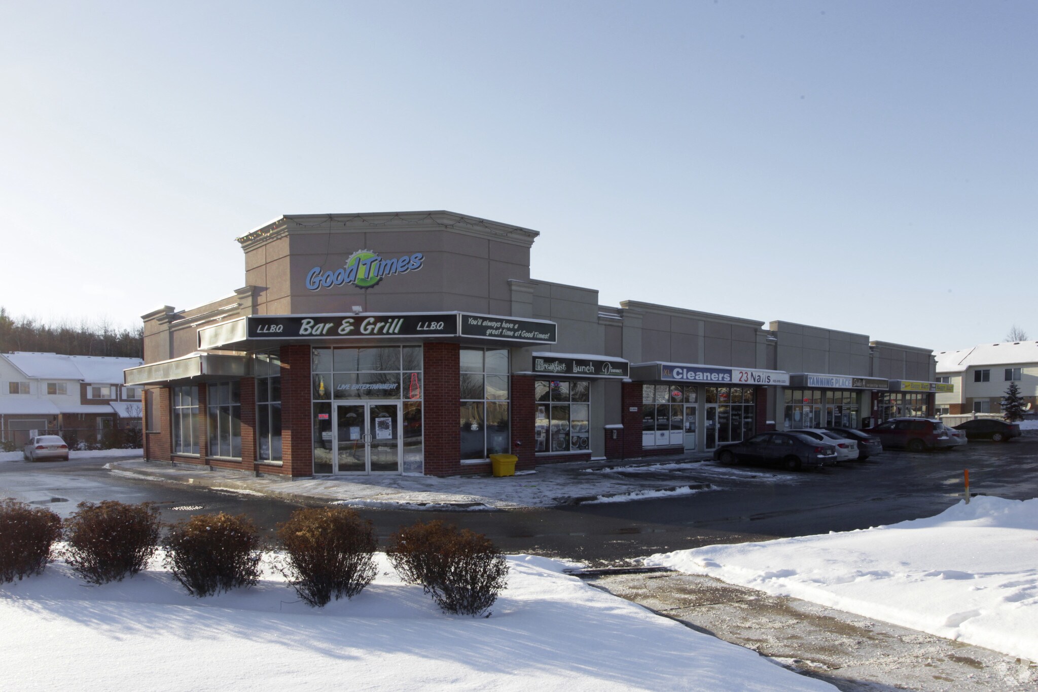 17080 Bathurst St, Newmarket, ON for sale Primary Photo- Image 1 of 1