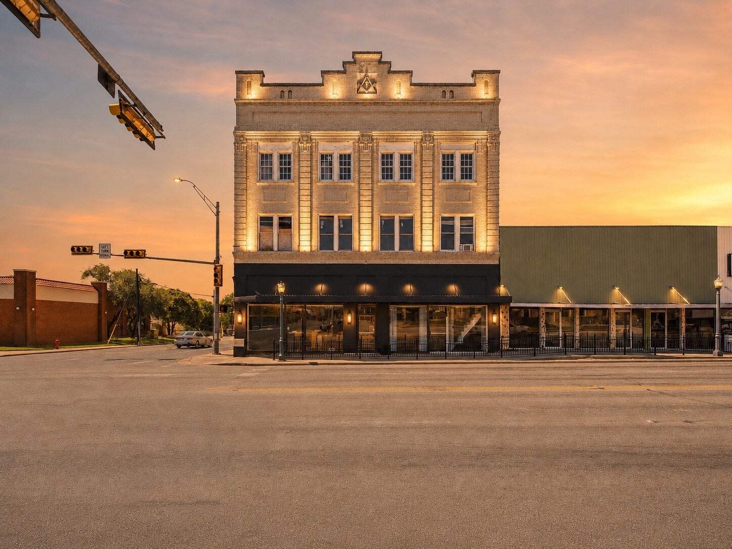 100 W Central Ave, Comanche, TX à vendre Photo du bâtiment- Image 1 de 56