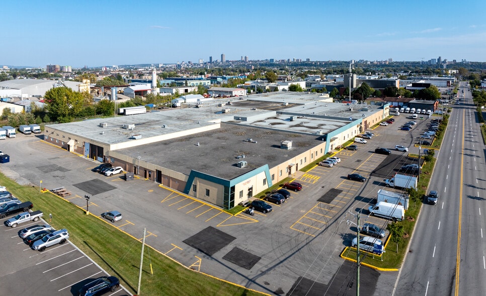 650 Av Godin, Québec, QC à louer - Photo du bâtiment - Image 3 de 3