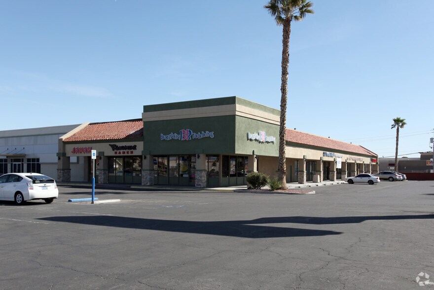 4720-4860 S Eastern Ave, Las Vegas, NV à louer - Photo du bâtiment - Image 2 de 17
