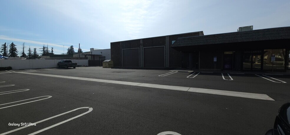 1010 Carver Rd, Modesto, CA à louer - Photo du bâtiment - Image 3 de 10