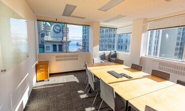 409 Granville St, Vancouver, BC à louer Photo intérieure- Image 2 de 2