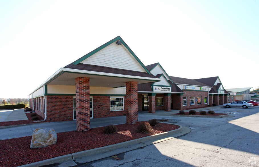 600 8th St SW, Altoona, IA à vendre - Photo du bâtiment - Image 3 de 6