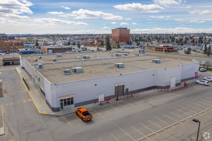 9950 Macleod Trl SE, Calgary, AB à louer - Aérien - Image 3 de 8