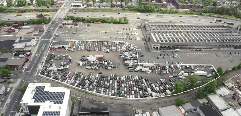 482 Chancellor ave, Irvington, NJ à louer - Photo principale - Image 1 de 1