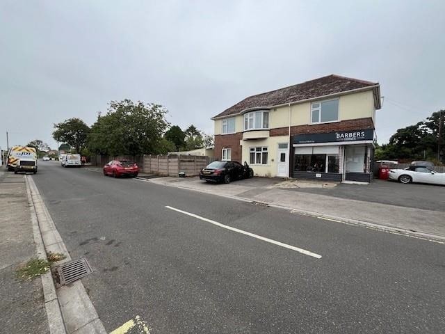 187 Fairmile Rd, Christchurch à vendre - Photo du bâtiment - Image 2 de 5