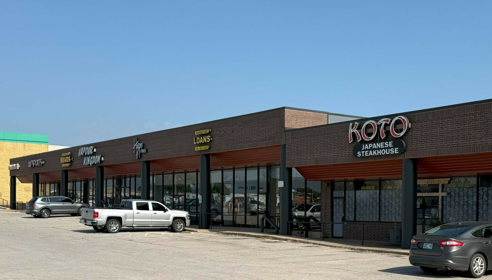 2203-2205 W Main St, Norman, OK à louer Photo du bâtiment- Image 1 de 8