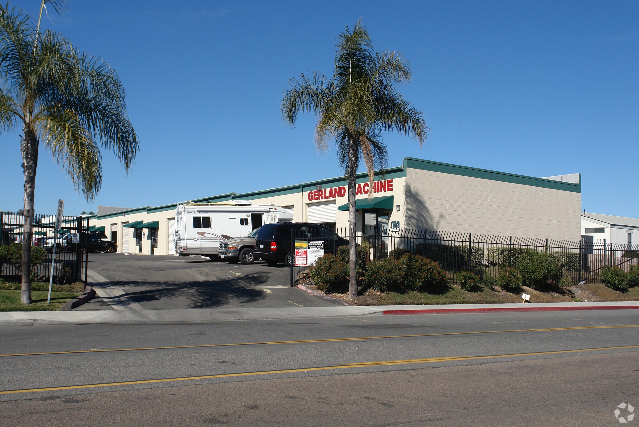 120 N Pacific St, San Marcos, CA à vendre Photo principale- Image 1 de 1