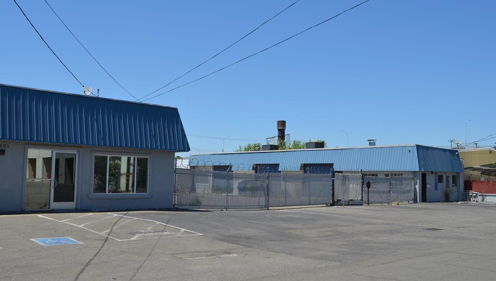 2401 Manning St, Sacramento, CA for sale - Building Photo - Image 2 of 8