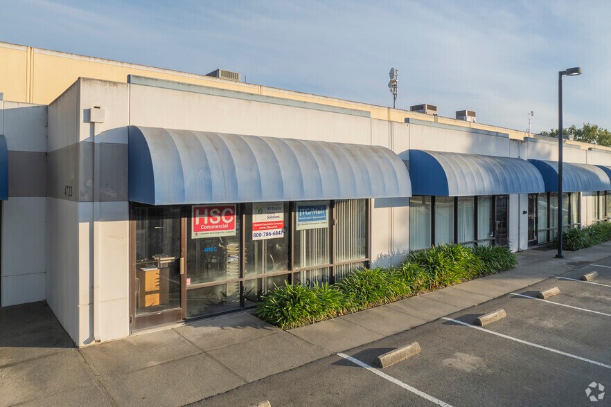 4723 Tidewater Ave, Oakland, CA à louer - Photo du bâtiment - Image 3 de 9
