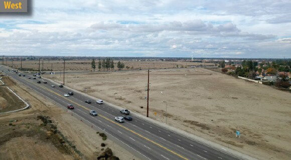 NEC Panama Lane & Gosford Road, Bakersfield, CA à louer - Aérien - Image 2 de 4