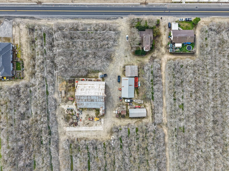 1441 Bangs Ave, Modesto, CA for sale - Building Photo - Image 3 of 6