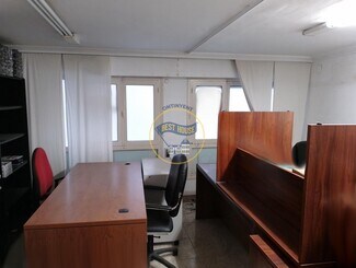 Plus de détails pour Commerce de détail à vendre