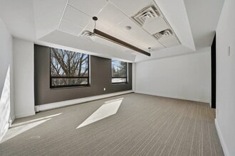 355 Main St, Armonk, NY for lease Interior Photo- Image 1 of 4