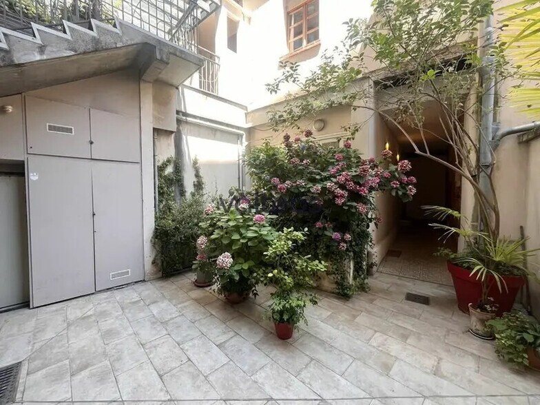 10 Rue D'Alsace Lorraine, Toulouse à louer - Photo du bâtiment - Image 2 de 9