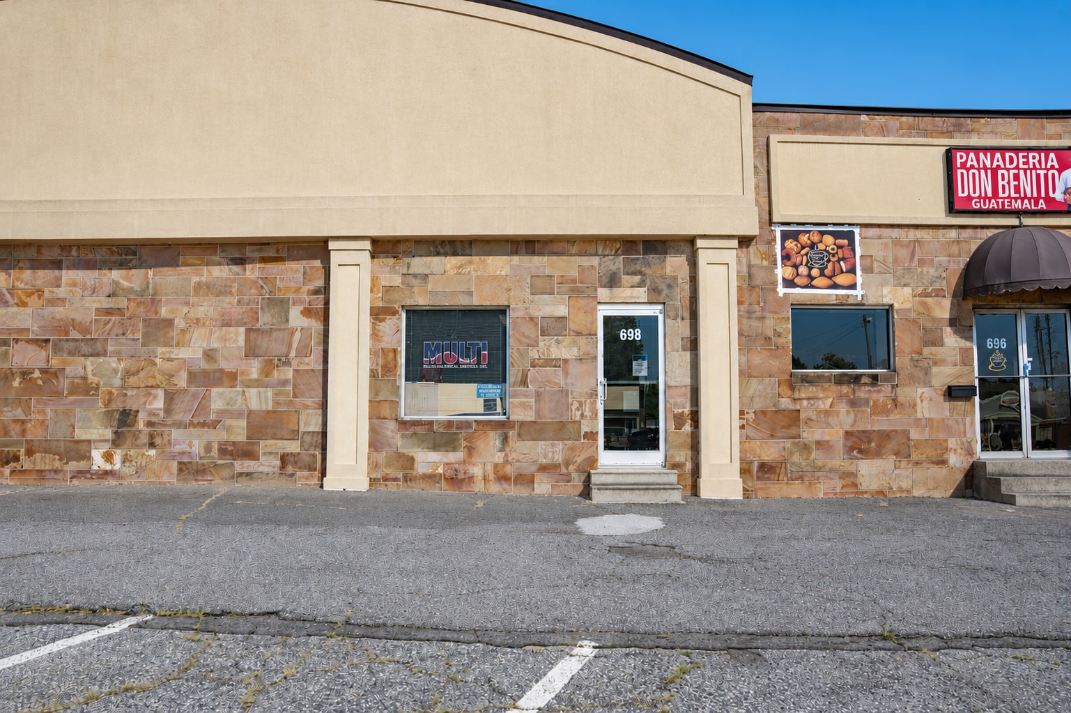 700 N Cannon Blvd, Kannapolis, NC à louer Photo du bâtiment- Image 1 de 25