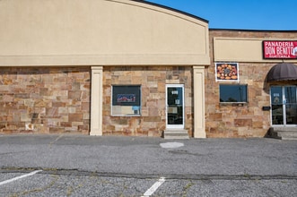700 N Cannon Blvd, Kannapolis, NC à louer Photo du bâtiment- Image 1 de 25