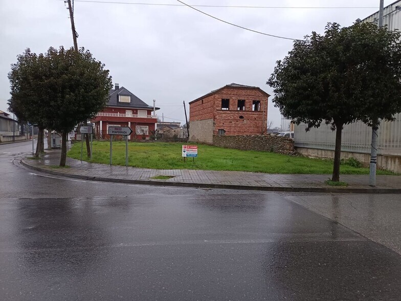Camino de Ferrolera, 783, Ponferrada, León à vendre - Photo du bâtiment - Image 2 de 4