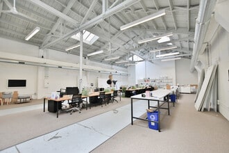 582 6th St, San Francisco, CA for lease Interior Photo- Image 1 of 3