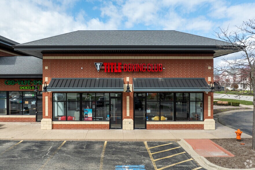 4003 Plainfield-Naperville Rd, Naperville, IL à louer - Photo du bâtiment - Image 3 de 5