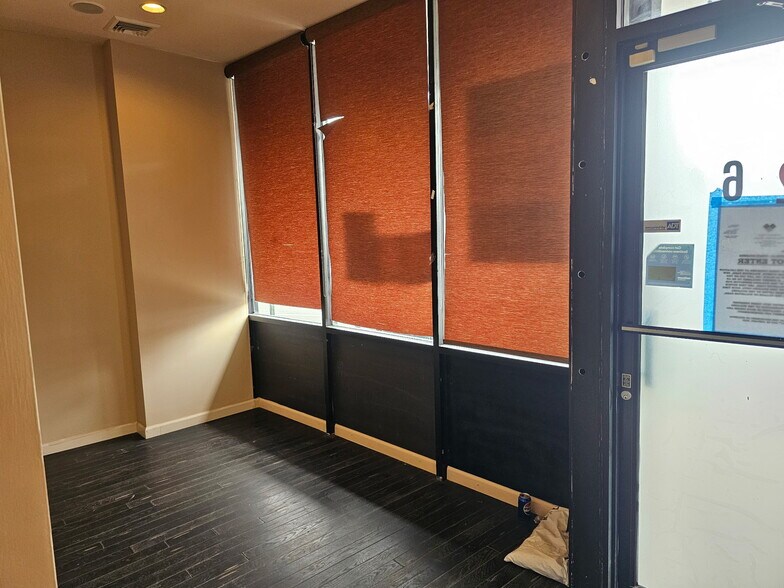 626 Willis Ave, Williston Park, NY à vendre - Photo intérieure - Image 3 de 14